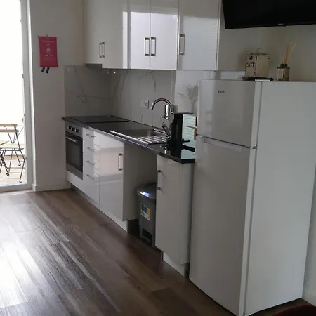 Casas Albano 1 * Caldas Da Rainha